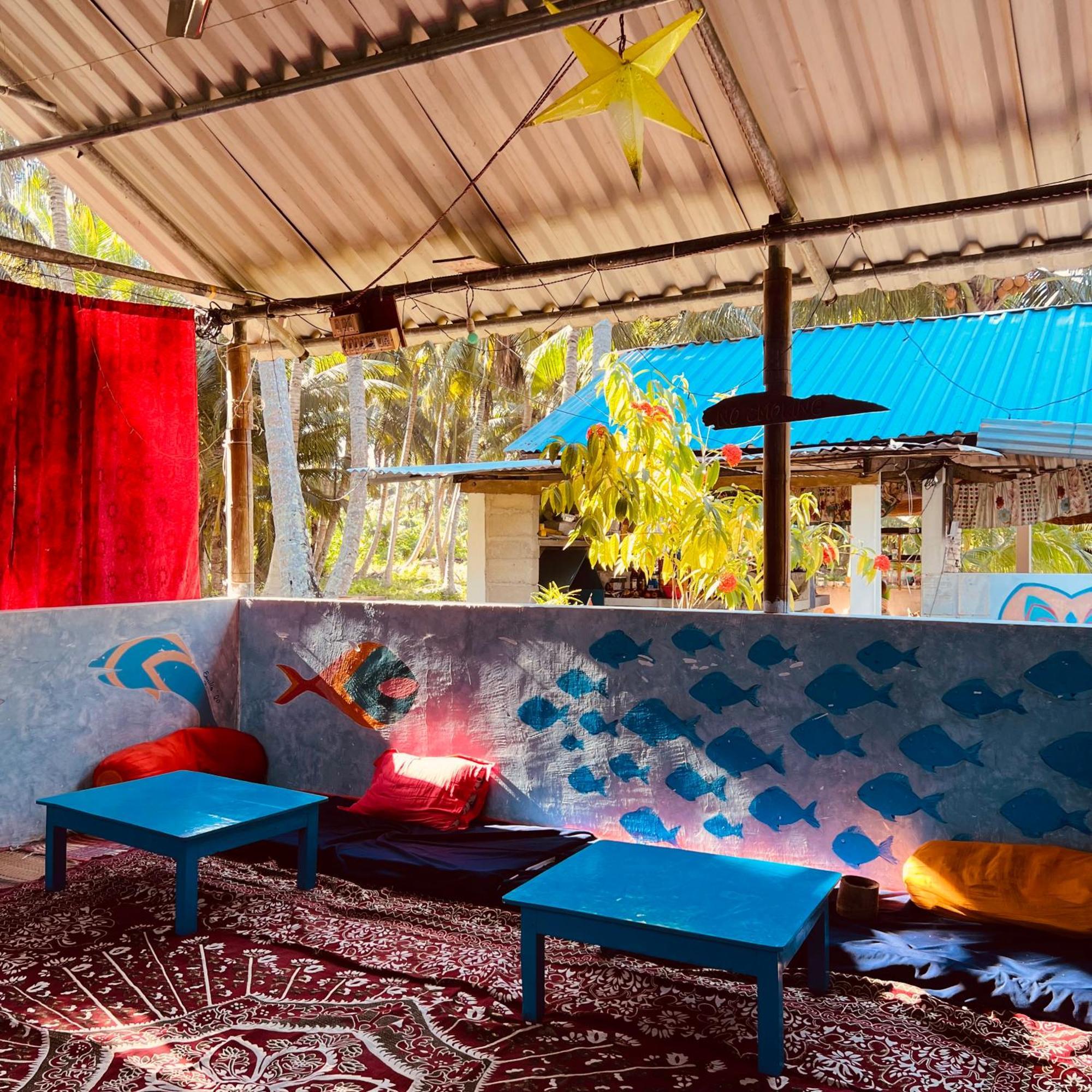 Blue Sea Restaurant & Bungalows Sitapur Экстерьер фото